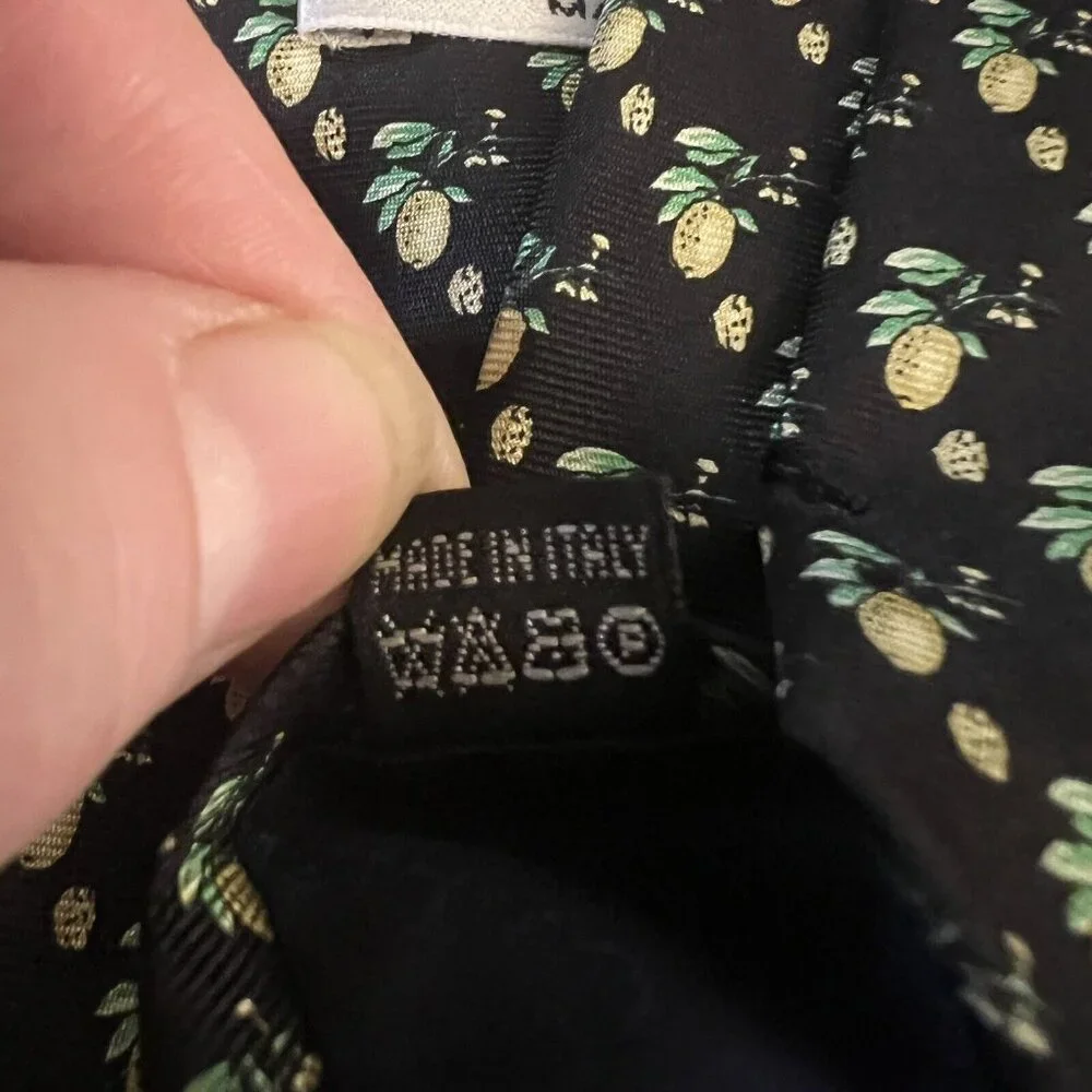 Galizia Mens Silk Navy Blue Ditsy Lemon Print Tie Made In Italy 3 .75
